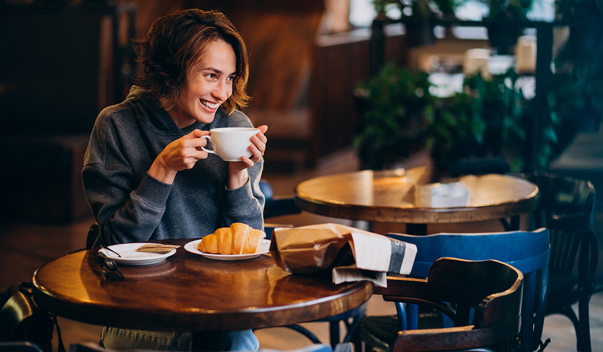 My Blissful Morning at the Coziest Coffee Shop in NYC